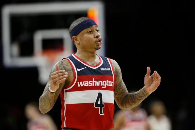 和球员本人 和球员本人