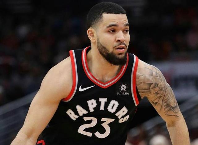 球员表现 球员表现