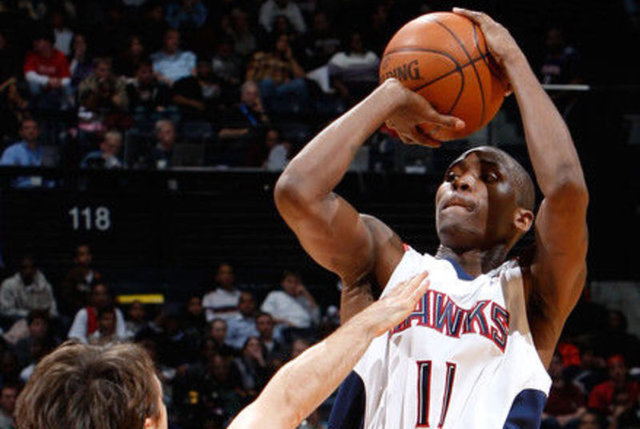 球迷态度：国足月两场世预赛会取得什么样的成绩？.